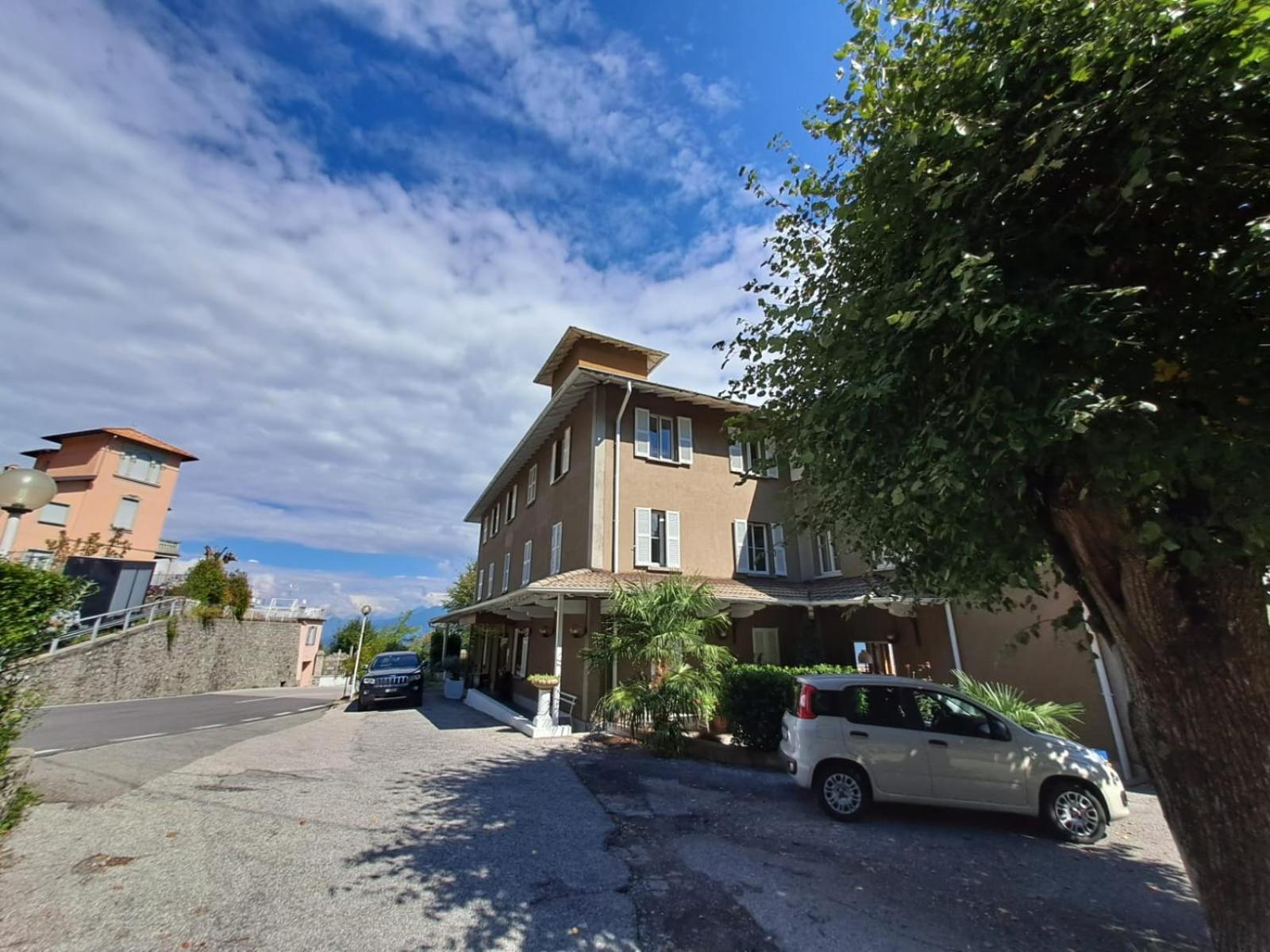 Hotel Provinciale 79 à Magreglio Extérieur photo